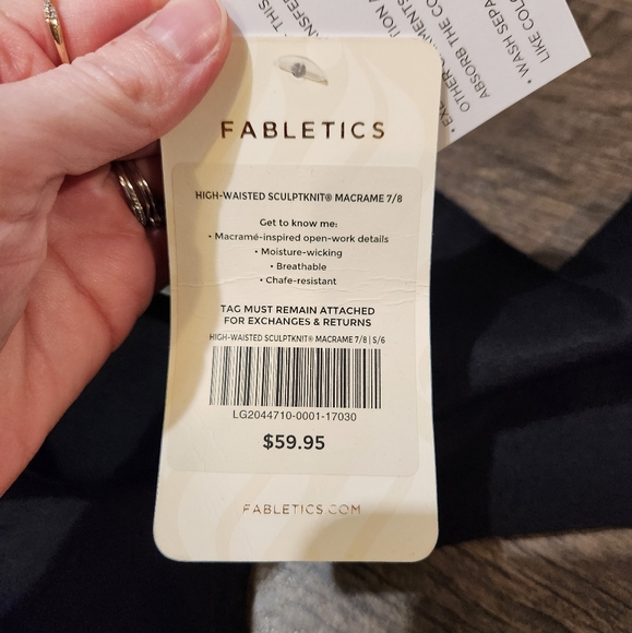 NWT Fabletics High Waisted Sculptknit Macrame 7/8 Leggings - Picture 5 of 5